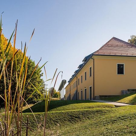 Dvorec Trebnik - Sobe Словенске-Конице Экстерьер фото